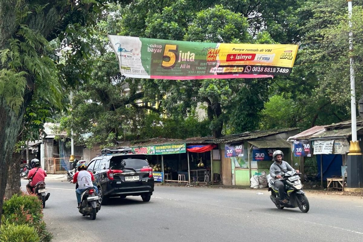 Banyak Baliho Tak Berizin, Estetika Kota Bekasi Dinilai Semakin Semrawut