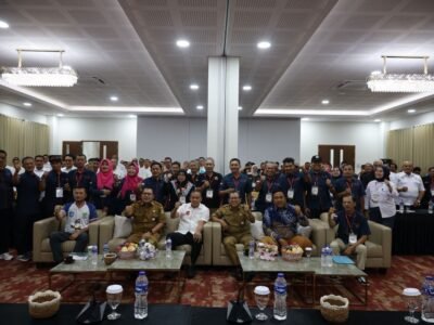 Wali Kota Bekasi Tegaskan Target ODF 2027 di Raker BKM se-Kota Bekasi