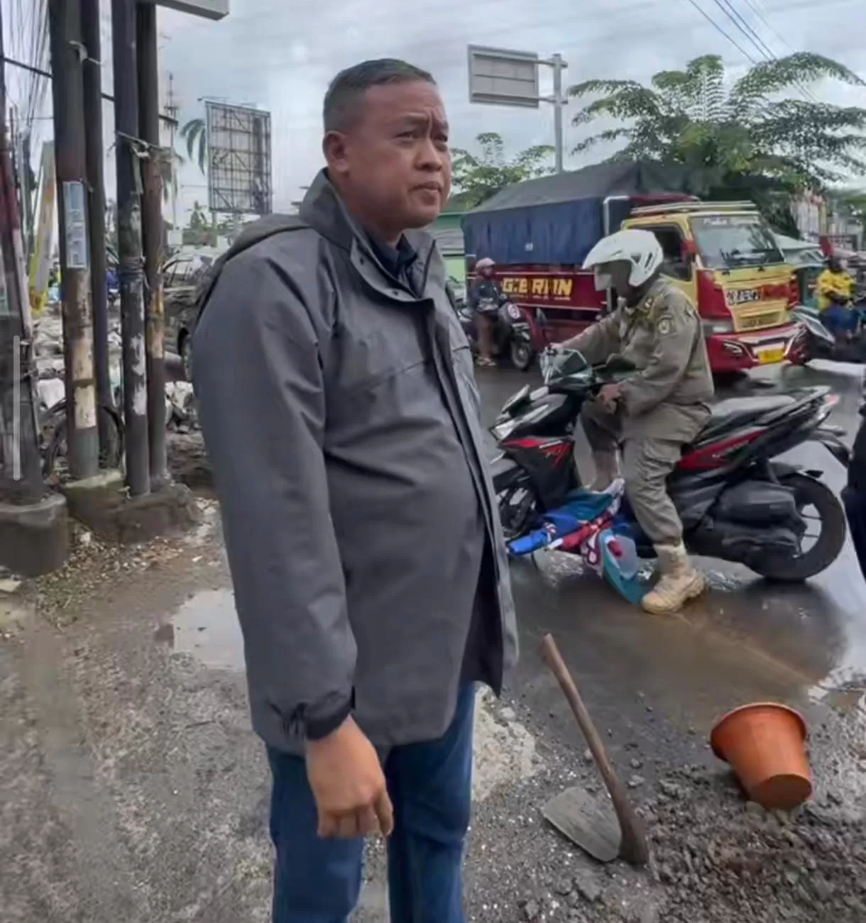 Wali Kota Bekasi Angkat Suara: Tegas Perketat Pengawasan, Hentikan Galian Fiber Optik Ilegal yang Abaikan Moratorium