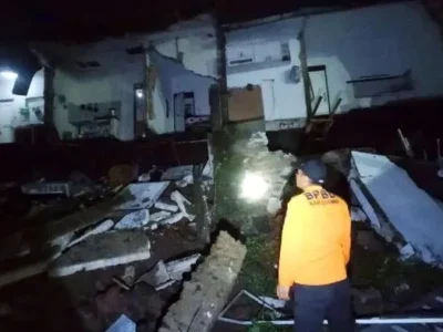 Longsor Akibat Hujan Deras di Kawali Ciamis Rusak Rumah, Puluhan Warga Mengungsi